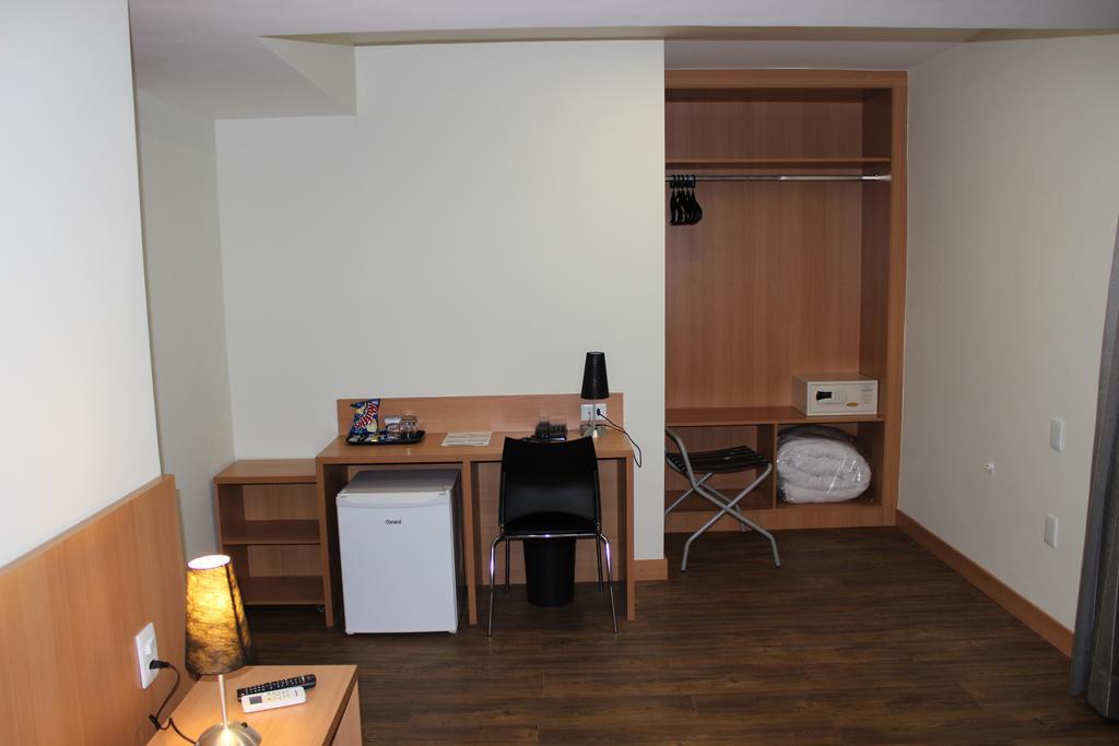 Vertentes Suites Hotel 콘셀례이루 라파이에치 외부 사진